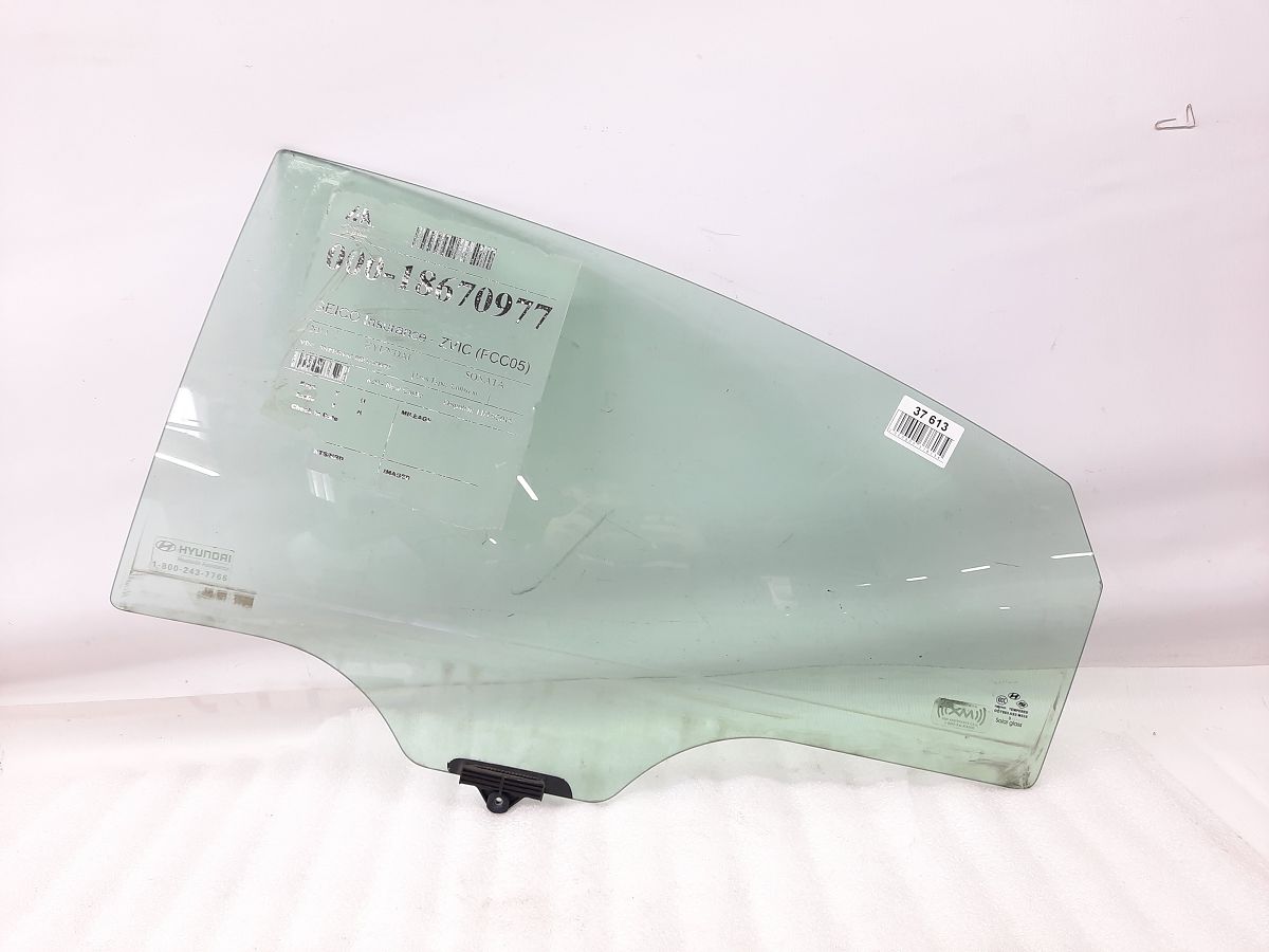 Sonata Скло дверей задньої лівої Hyundai Sonata 2011-2015 834103S010 Hyundai Sonata 8