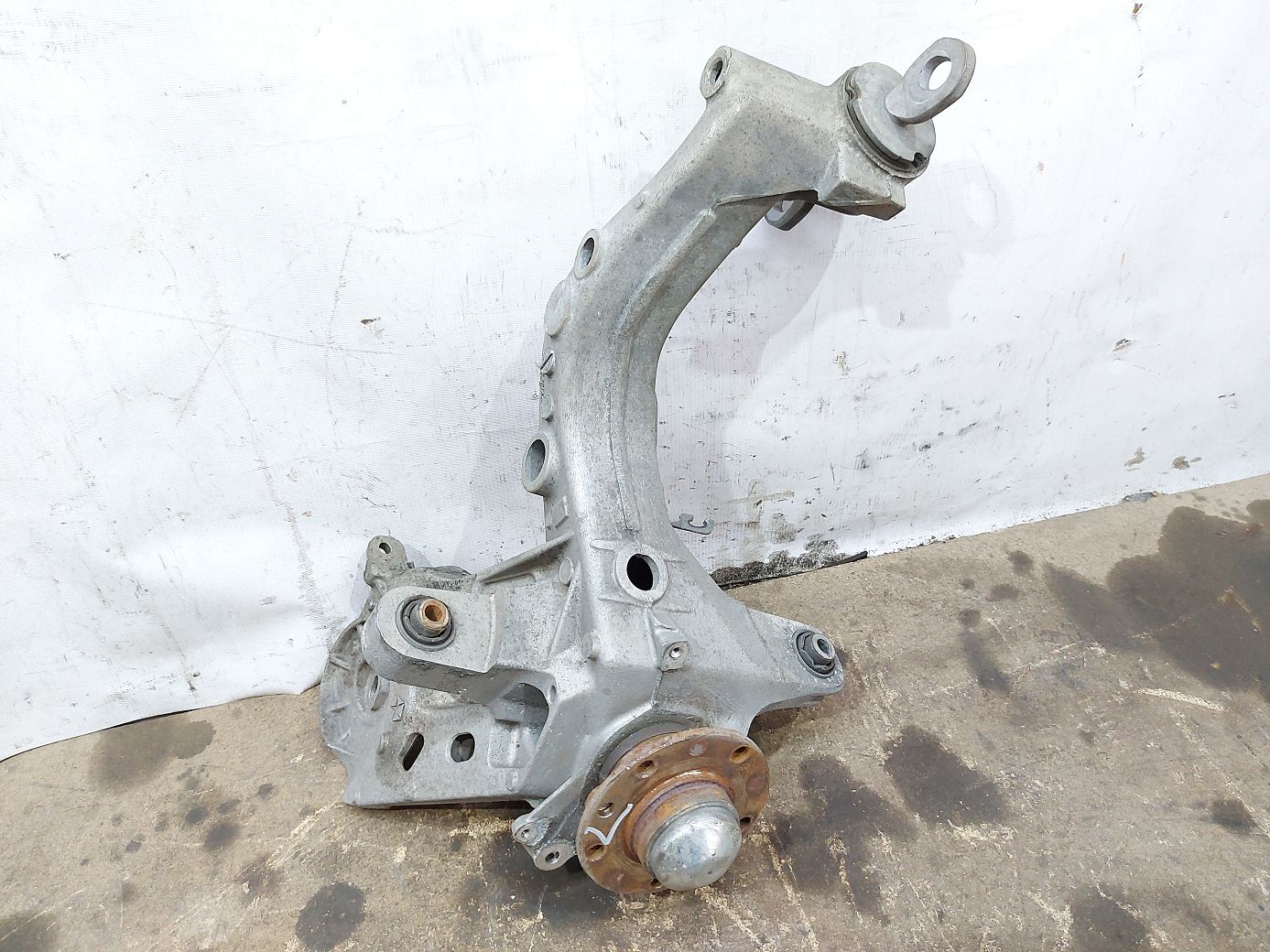 Dart Поворотный кулак задний левый Dodge Dart 2013-2019 68204867AC Dodge Dart 16