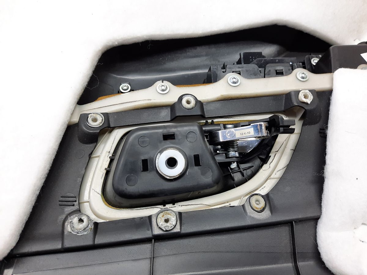 Cruze Карта двери передней правой (черная) кожа Chevrolet Cruze 2011-2014 95319536 Chevrolet Cruze 6