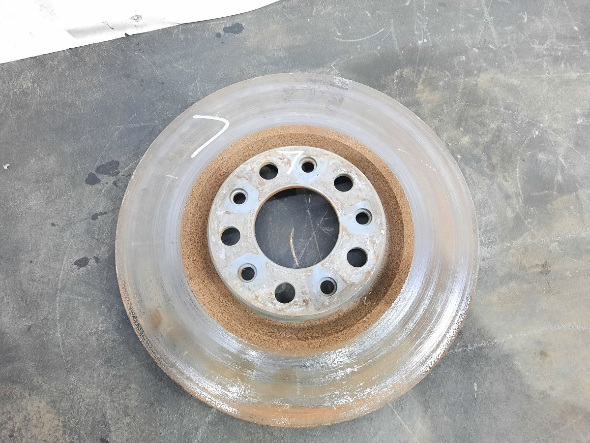 Dart. Диск гальмівний передній лівий/правий Dodge Dart 2013-2019 68257206AA Dodge Dart