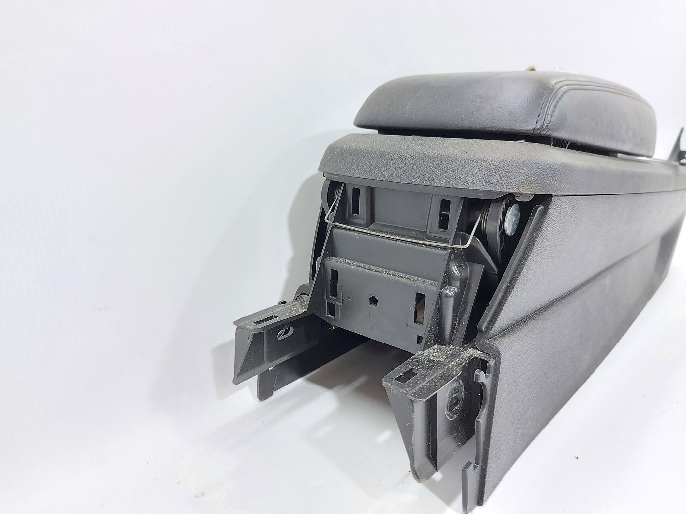 Volt Консоль центральная Chevrolet Volt 2011-2015 22815364 Chevrolet Volt 8