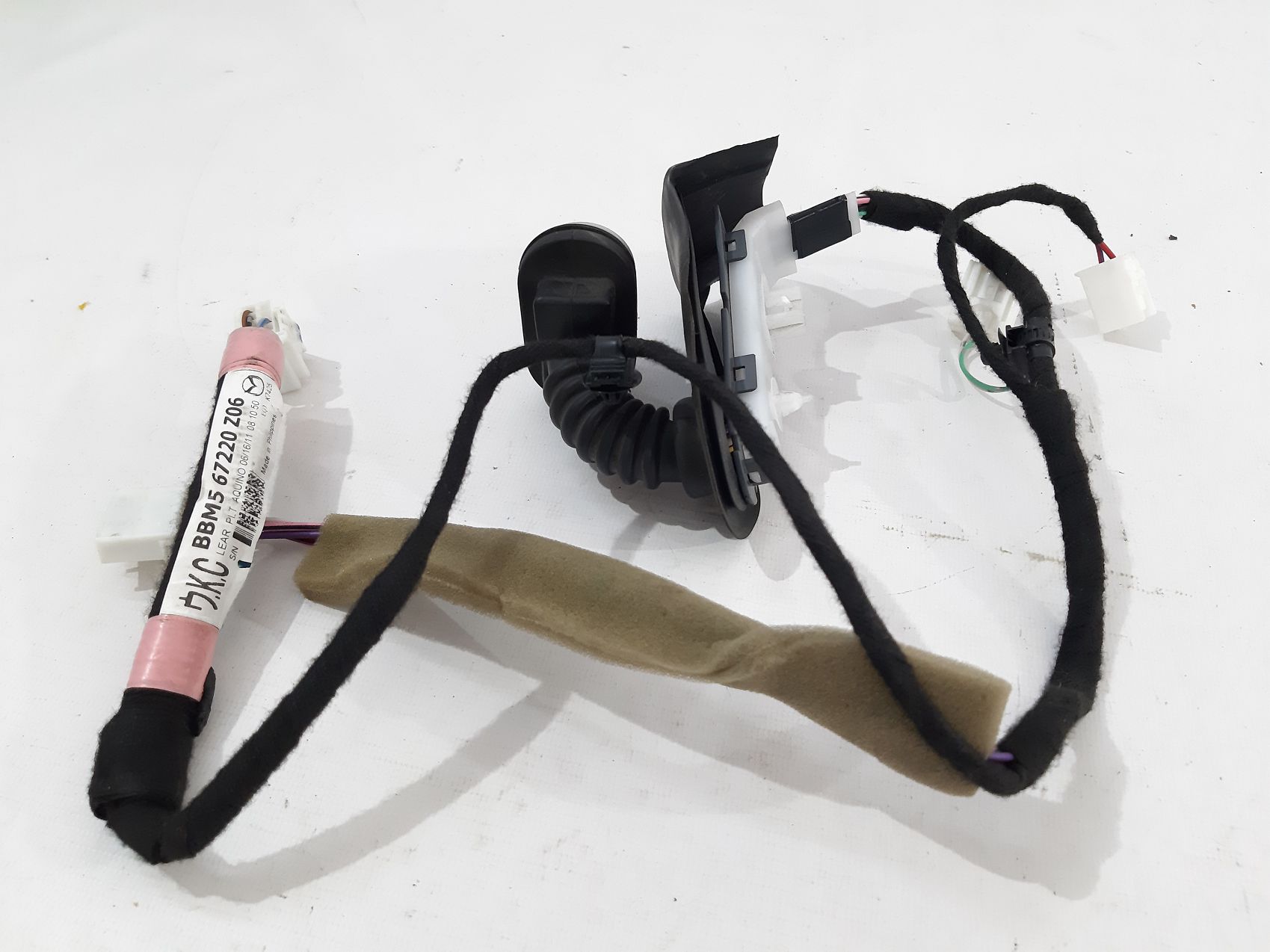 3 Проводка дверей задньої лівої Mazda 3 2010-2013 BBM567220B Mazda 3 2