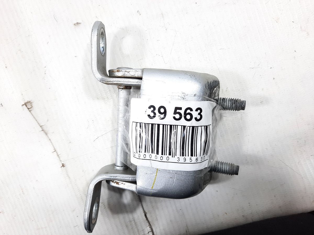 Sentra Петля двері задньої правої верхня Nissan Sentra 2013-2015 824009N00A Nissan Sentra 5