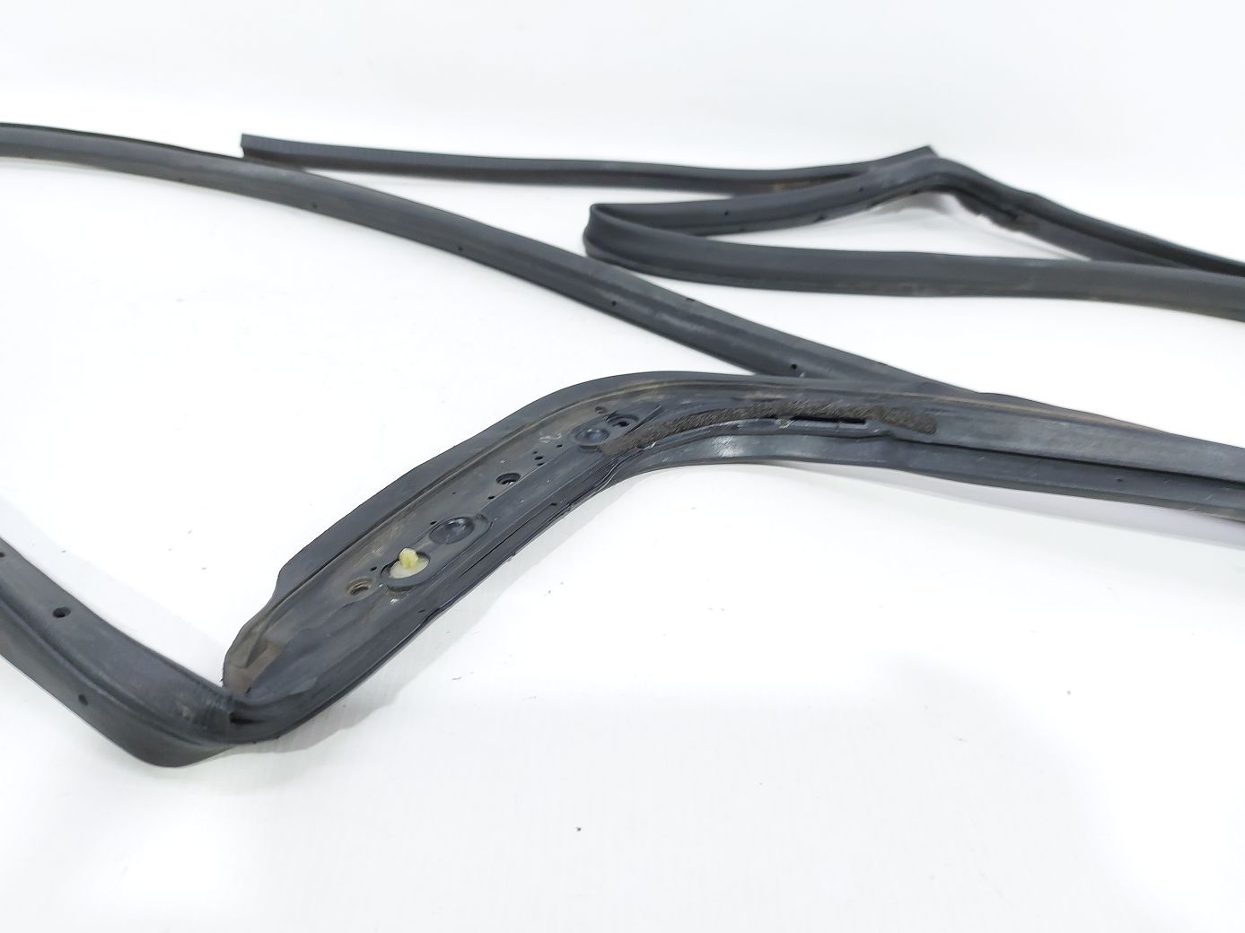 Accord Уплотнительная резинка двери задней правой Honda Accord 2008-2012 72810TA5A02 Honda Accord 2