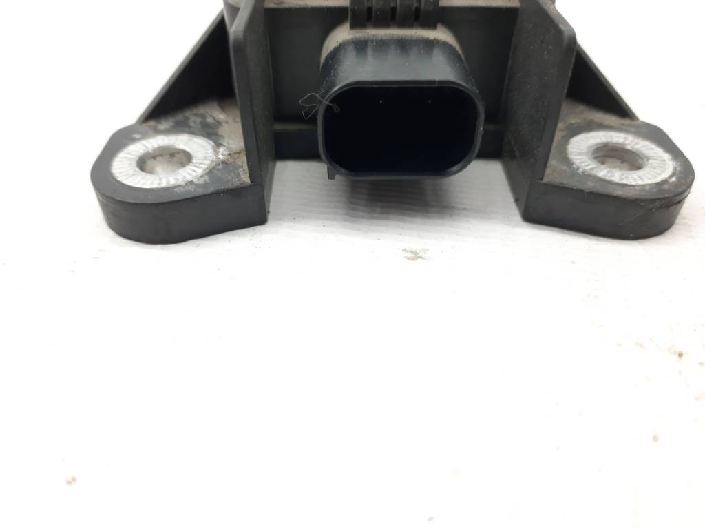 7 series Датчик удару центральний BMW 7 2012 65779159313 BMW 7 3