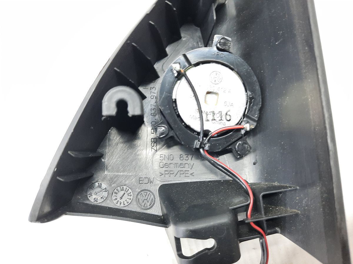 Tiguan Кутник дверей передньої лівої внутрішній з динаміком Volkswagen Tiguan 2009-2017 5N0837973D82V Volkswagen Tiguan 2