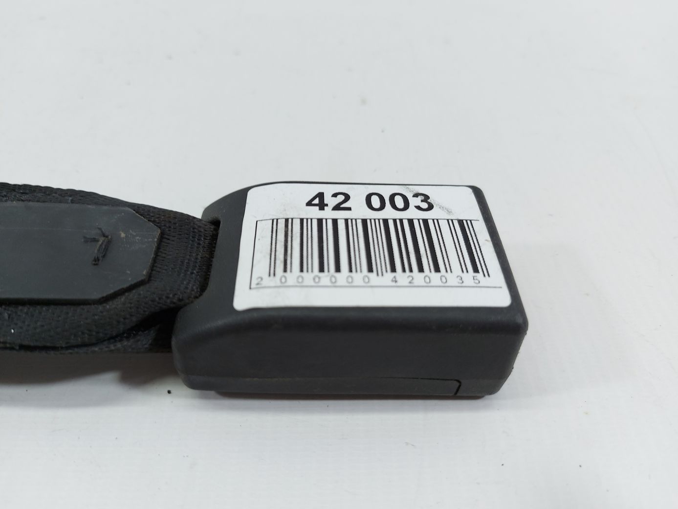 Regal Замок ременя безпеки задній Buick Regal 2013-2016 19366906 Buick Regal 3