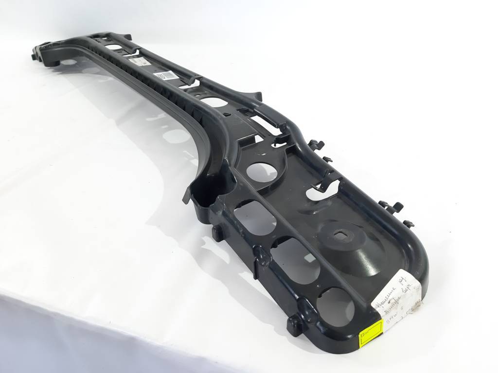 5 series Крепление заднего бампера центральное BMW 5 series 2004-2010 51127056343 BMW 5 series 4