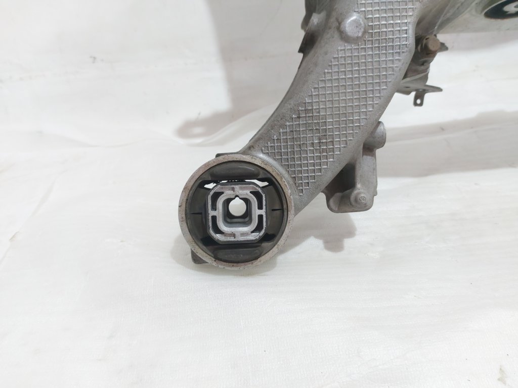 7 series Підрамник задній BMW 7 2010-2012 33316794666 BMW 7 3