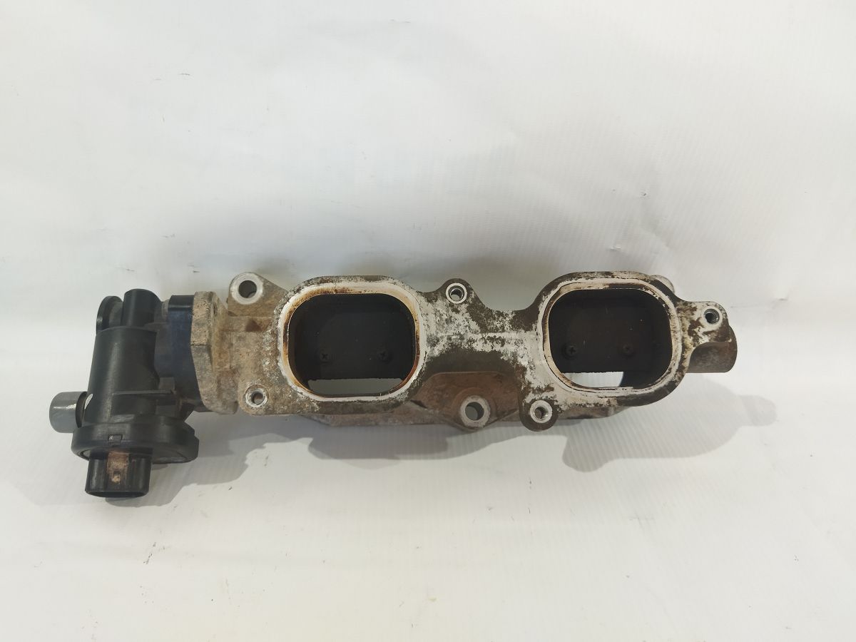 Forester. Заслінка впускного колектора права Subaru Forester 2014-2018 14111AA010 Subaru Forester