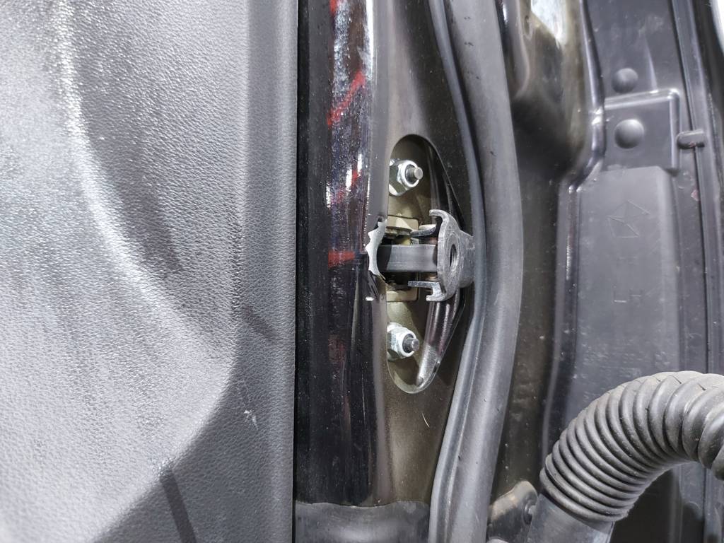 Dart Дверь передняя левая Dodge Dart 2012-2016 68158725AD Dodge Dart 46