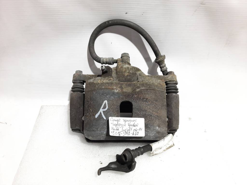 Insight Суппорт тормозной передний правый Honda Insight 2010-2014 45018SNAA60 Honda Insight 6