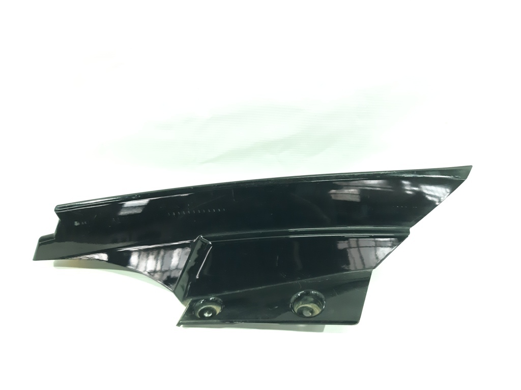 Rogue. Накладка ліхтаря права Nissan Rogue 2015-2019 960325HA0A Nissan Rogue