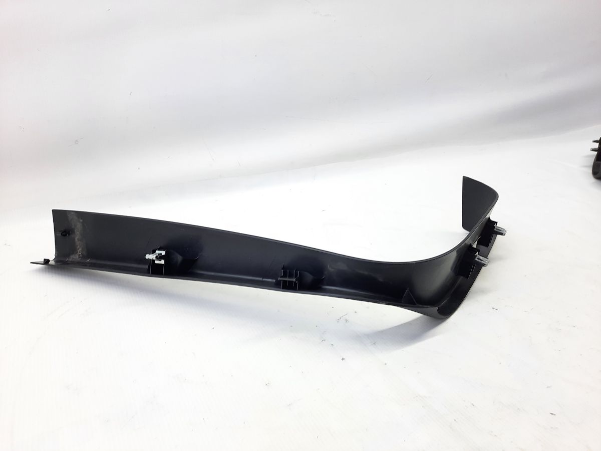 Patriot Обшивка кришки багажника ліва Jeep Patriot 2007-2017 1AZ65DX9AE Jeep Patriot 3