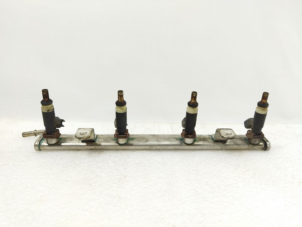 Patriot Топливная рейка с форсунками Jeep Patriot 2011-2017 4627355AA Jeep Patriot 4