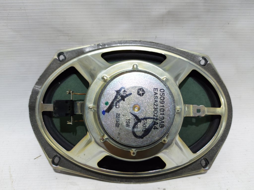 Avenger Динамік задньої полиці Dodge Avenger 2014 5091020AB Dodge Avenger 8 Avenger Динамік задньої полиці Dodge Avenger 2014 5091020AB Dodge Avenger 8