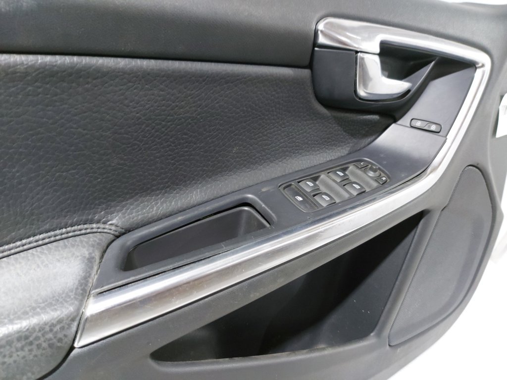 S60 Карта двери передней левой (без кнопок) Volvo S60 2011-2012 39817566 Volvo S60 2