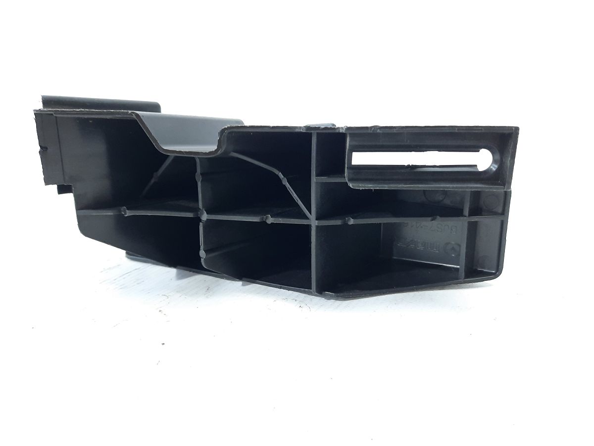 3 Накладка для отдыха ноги Mazda 3 2014-2015 BJS741631 Mazda 3 5