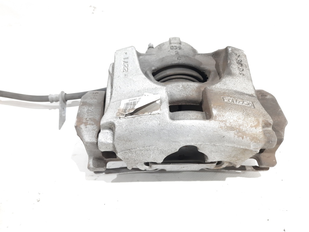 Fusion. Супорт стійки передньої правий Ford Fusion 2013-2020 DG9Z2B120A Ford Fusion
