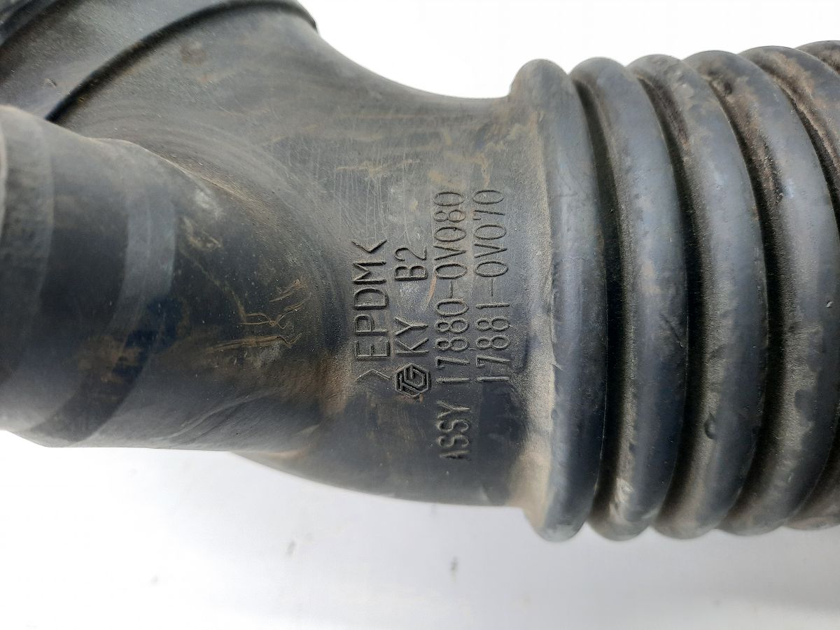 Camry Патрубок повітряного фільтра Toyota Camry 2012-2017 178810V070 Toyota Camry 3 Camry Патрубок повітряного фільтра Toyota Camry 2012-2017 178810V070 Toyota Camry 3