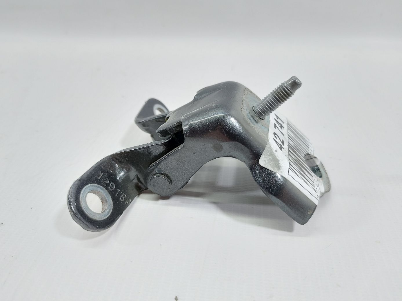 Fiesta Петля двері задньої лівої нижня Ford Fiesta 2011-2019 G2BZ5426811A Ford Fiesta 2