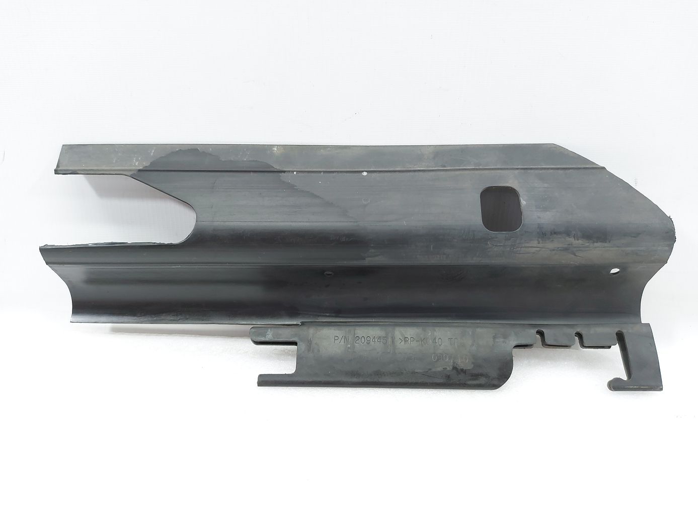 Hhr. Пильовик радіатора лівий Chevrolet HHR 2006-2011 20944511 Chevrolet HHR