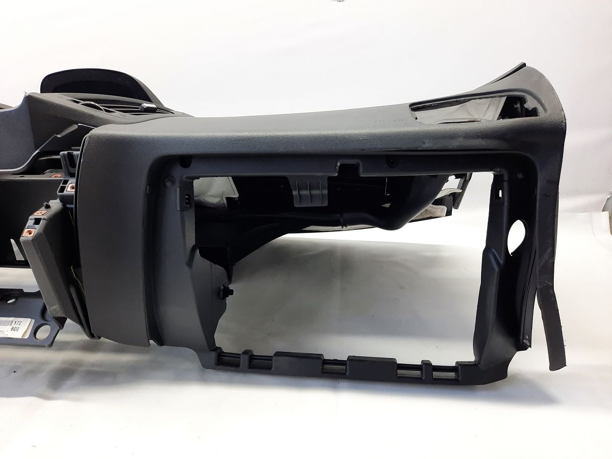 Equinox Торпеда Chevrolet Equinox 2010-2017 23286064 Chevrolet Equinox 8