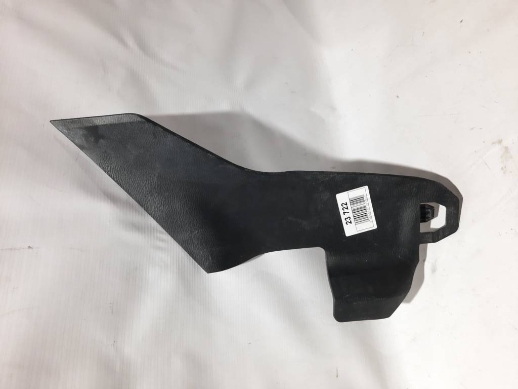 6 Накладка консоли центральной (боковая) левая Mazda 6 2014-2015 GHP96424002 Mazda 6 6