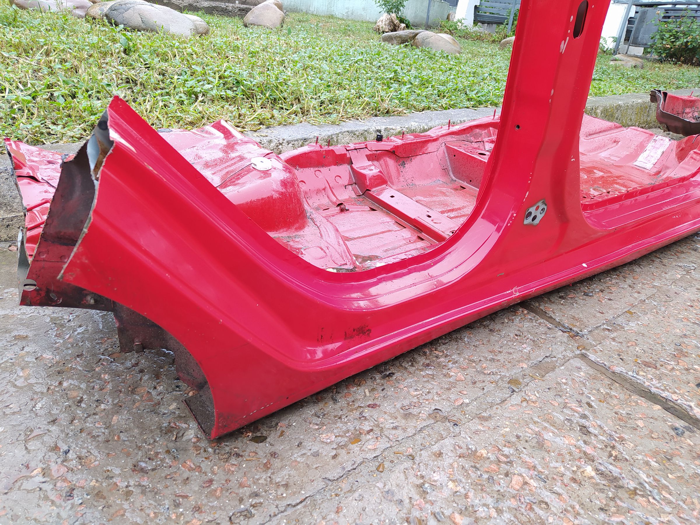 Fiesta Стійка центральна права (метал) Ford Fiesta 2011-2019 AE8Z5424382A Ford Fiesta 2