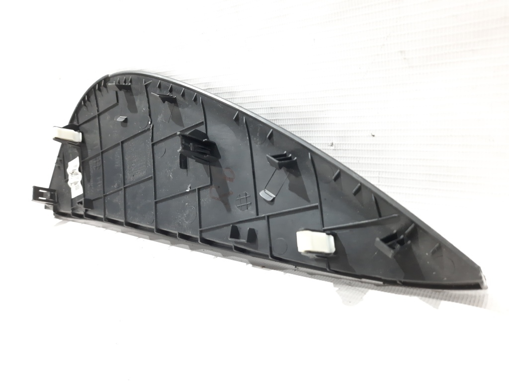 Forte Накладка торпеды боковая правая Kia Forte 2014-2018 84785A7001 Kia Forte 5