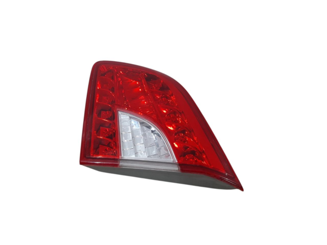 Sentra Ліхтар кришки багажника правий Nissan Sentra 2013-2015 265503SH5A Nissan Sentra 2