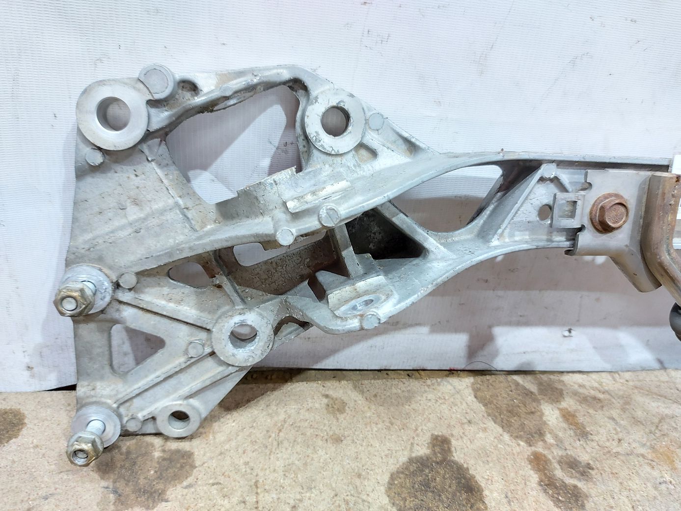 Dart Подрамник подвески задней Dodge Dart 2013-2019 68080591AF Dodge Dart 32