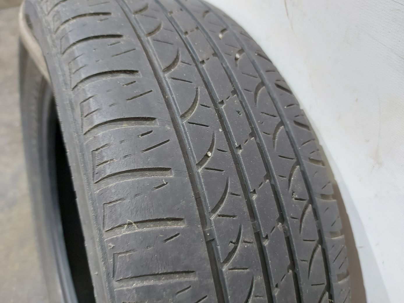 Всесезонные шины Резина Hankook Optimo 185/60R15 4