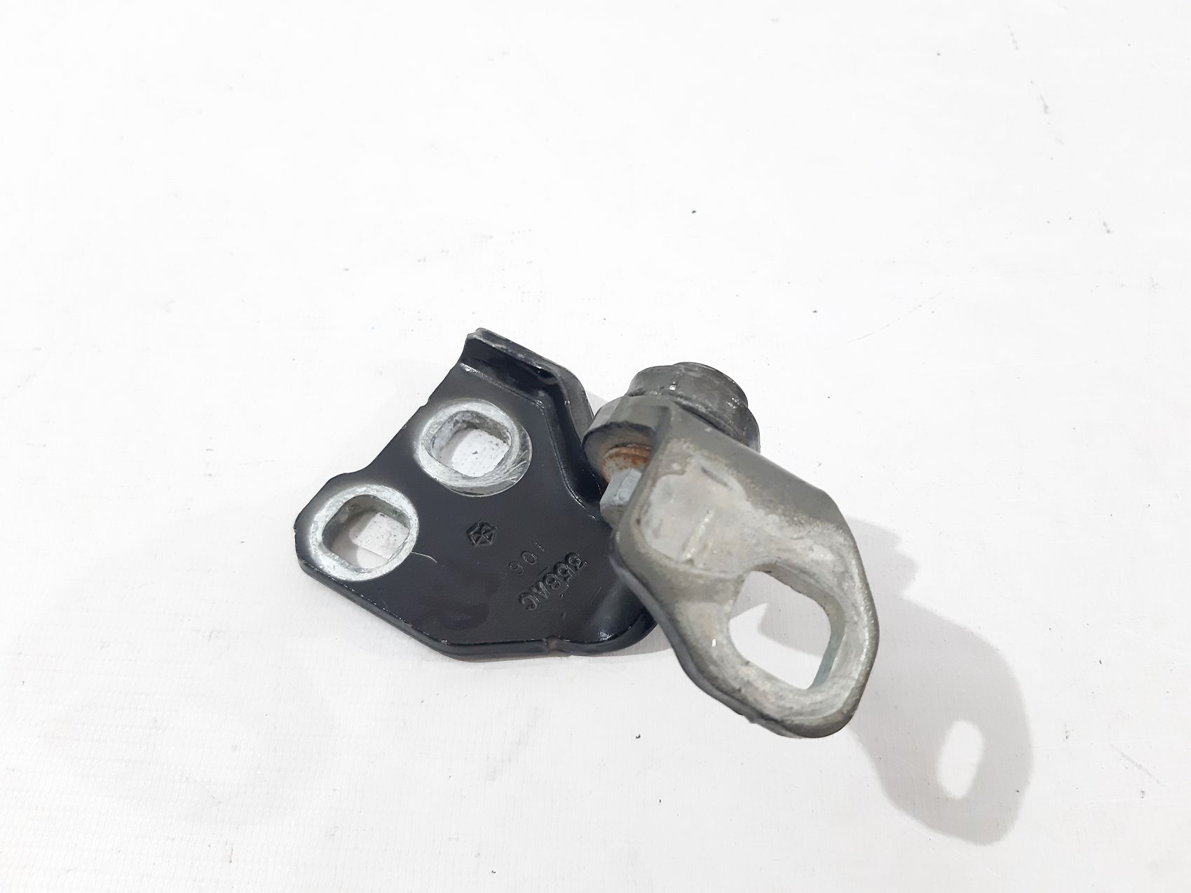 200 limited Петля двері передньої правої нижня Chrysler 200 Limited 2015-2017 68214358AC Chrysler 200 Limited 4