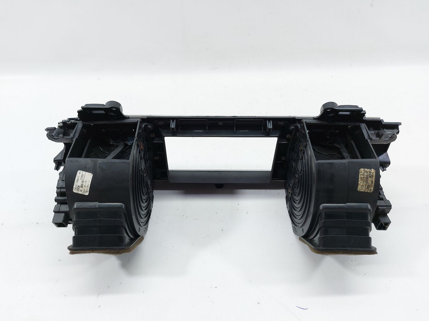 Xf Воздуховод центральный Jaguar XF 2012-2015 C2Z22488 Jaguar XF 3