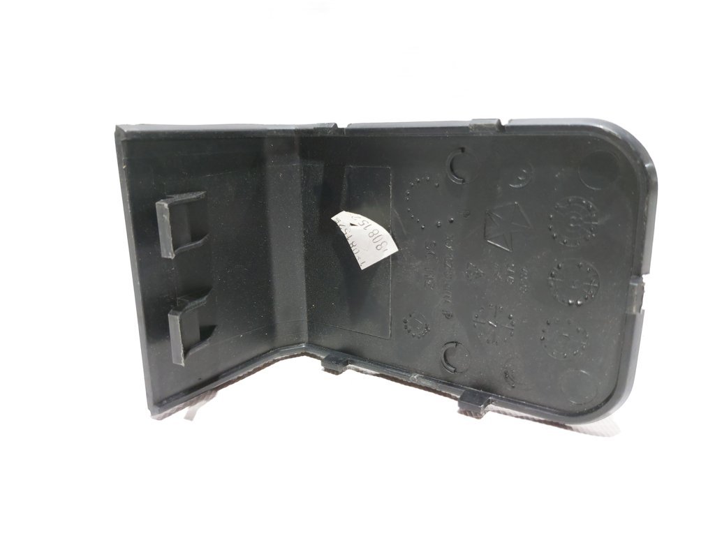 Journey Заглушка салону Dodge Journey 2016-2019 1CZ18TRMAA Dodge Journey 2