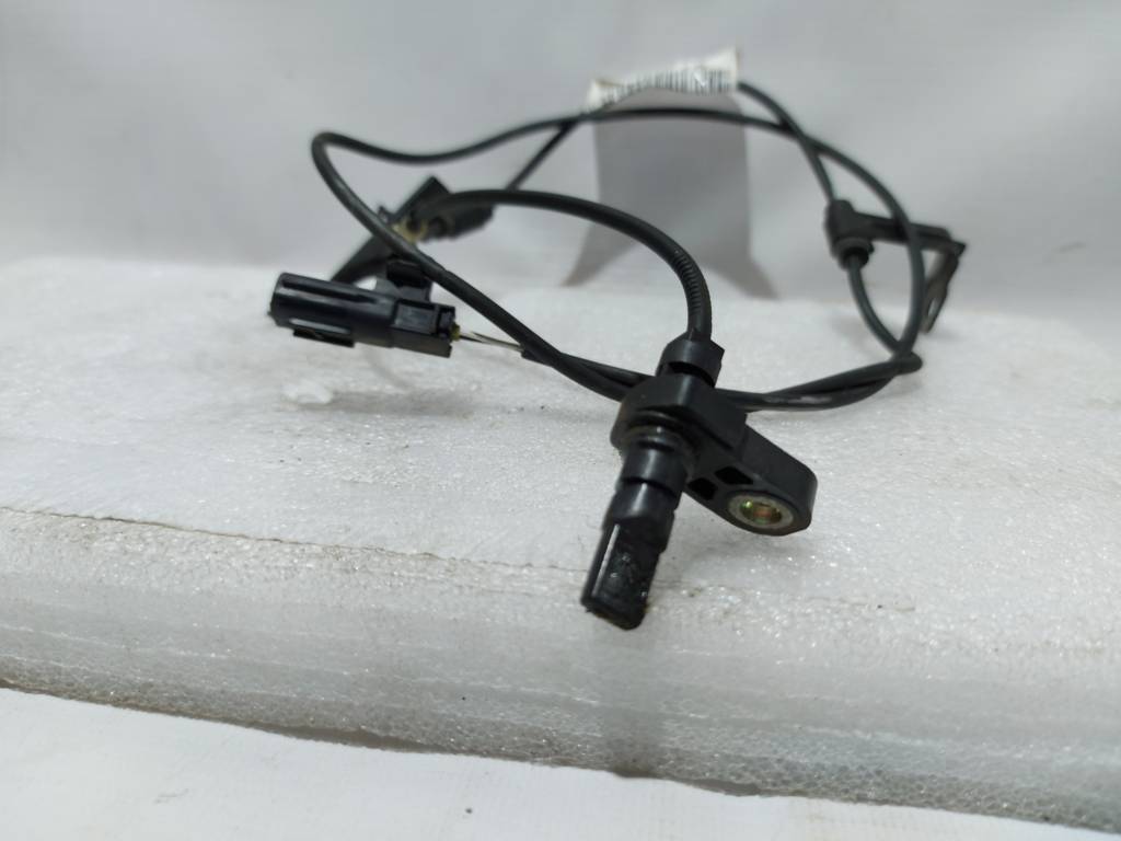 Prius c Датчик ABS колеса переднего левого Toyota Prius C 2012-2019 8951652140 Toyota Prius C 3