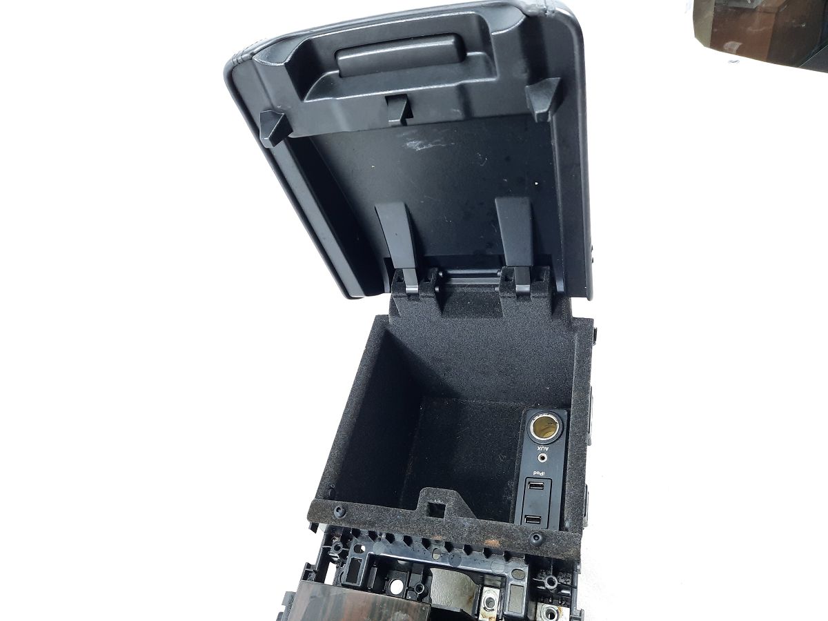 Xf Консоль центральна Jaguar XF 2009-2015 C2Z16799 Jaguar XF 10