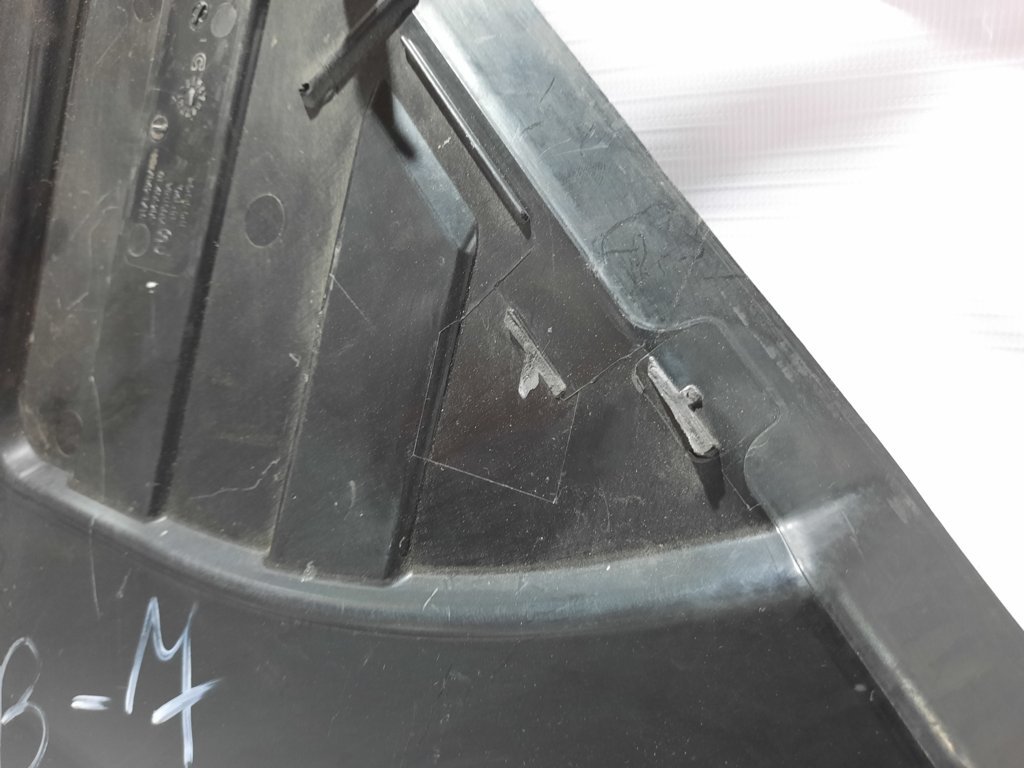 7 series Повітропровід під лобове скло лівий BMW 7 2012 51716987601 BMW 7 5 7 series Повітропровід під лобове скло лівий BMW 7 2012 51716987601 BMW 7 5