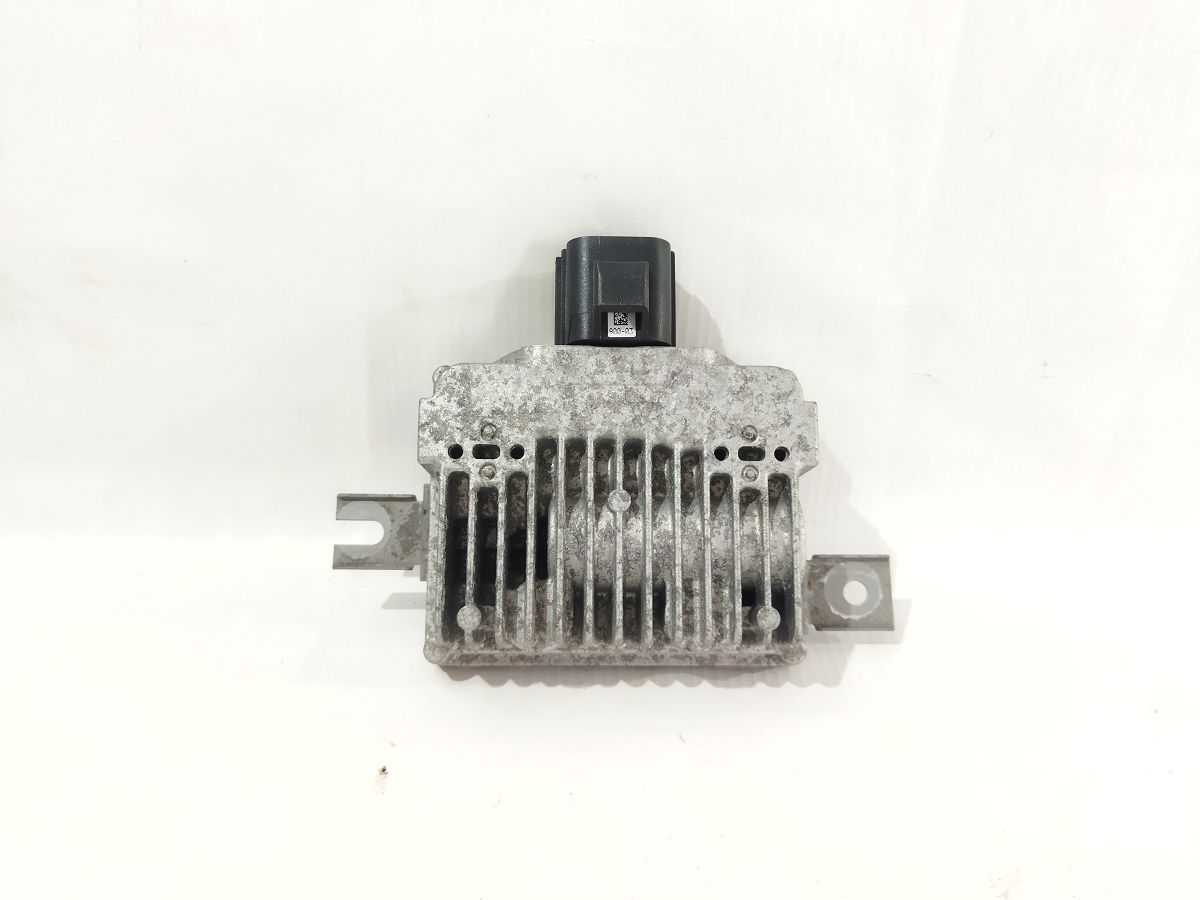 S60 Блок управления топливным насосом Volvo S60 2011-2018 30792789 Volvo S60 1