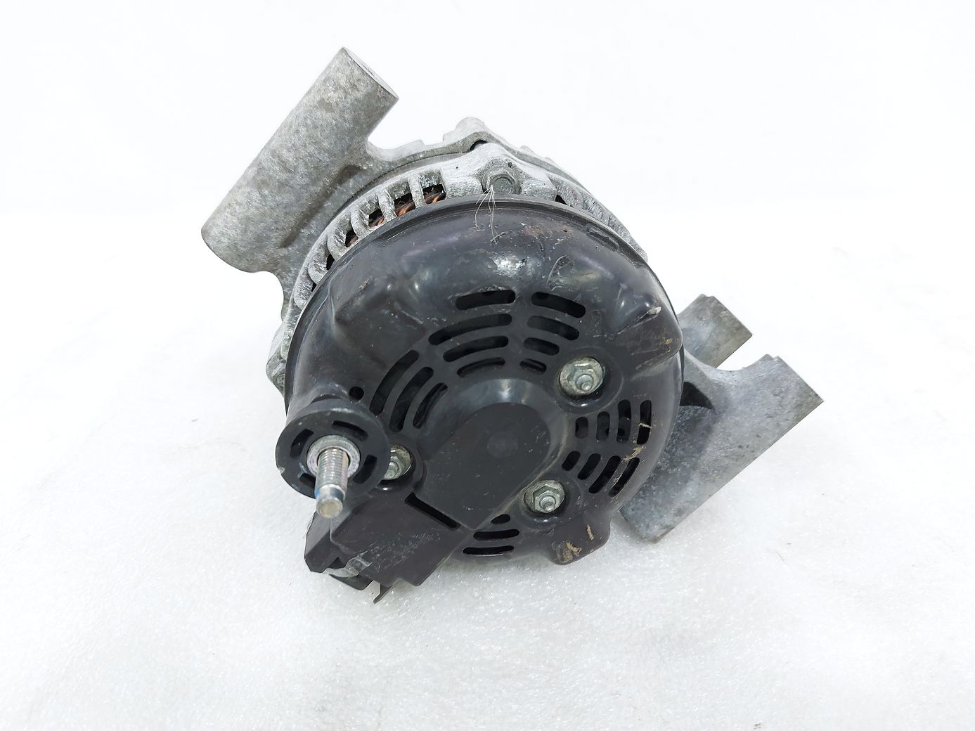 Ats Генератор Cadillac ATS 2013-2019 13592811 Cadillac ATS 3