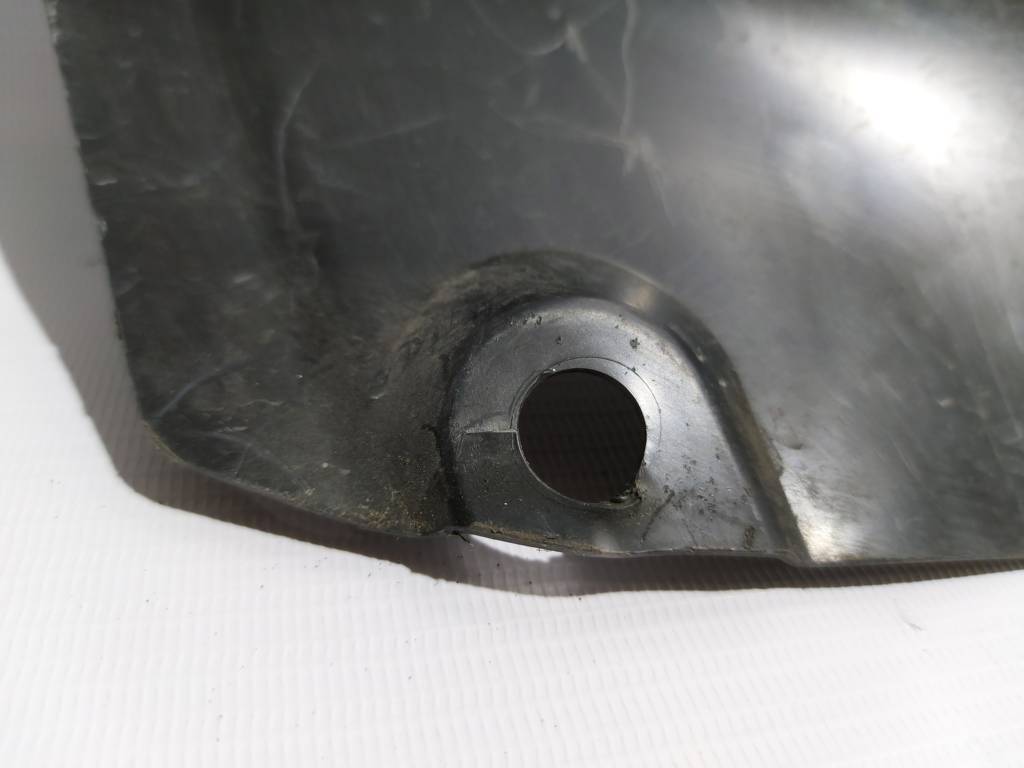 3 Пильовик двигуна бічний правий Mazda 3 2014-2018 BJS756341 Mazda 3 3