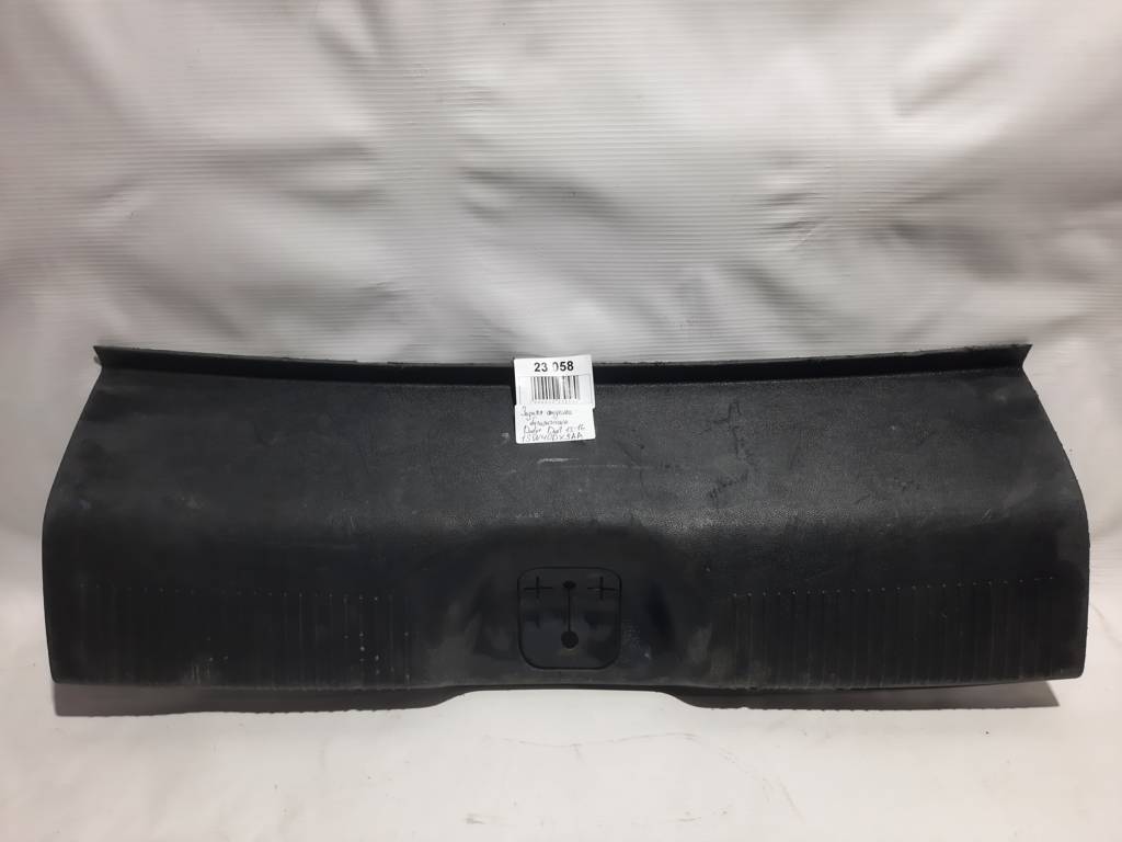 Dart Заднє оздоблення багажника Dodge Dart 2013-2019 1SW40DX9AA Dodge Dart 20