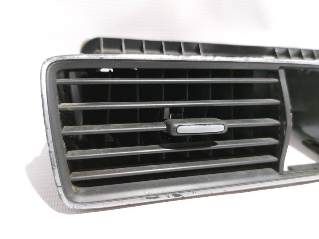 Passat s Воздуховод печки салона центральный с часом Volkswagen Passat S 2012-2015 561819728DMAI Volkswagen Passat S 4