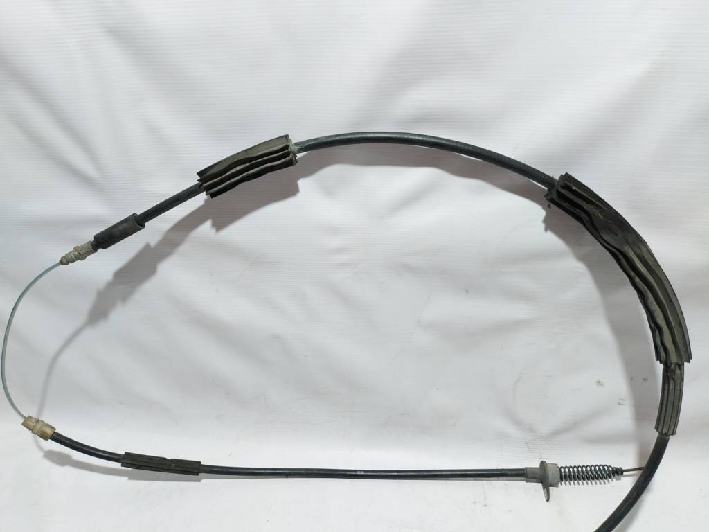 Ats Трос ручника задній правий Cadillac ATS 2015 84376487 Cadillac ATS 5