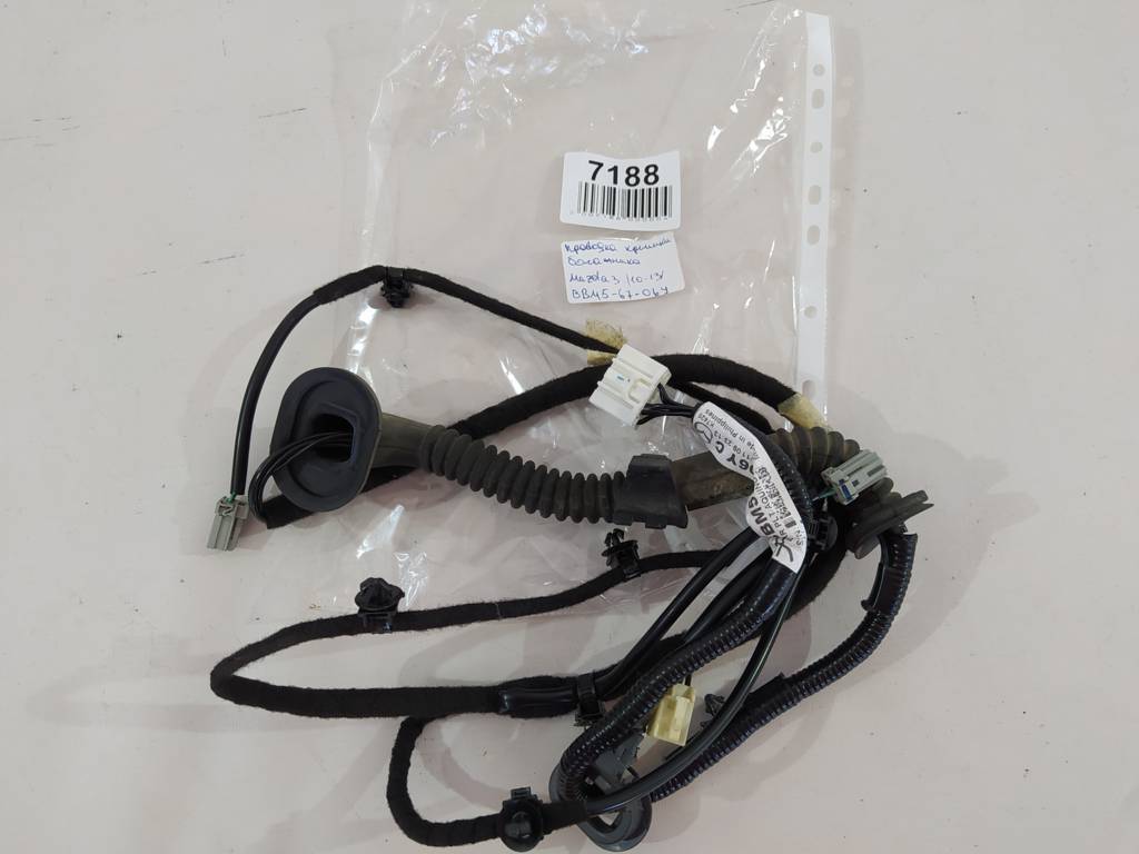 3 Проводка кришки багажника Mazda 3 2010-2013 BBM56706Y Mazda 3 3