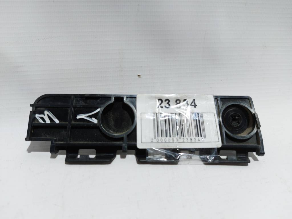 Sienna. Кріплення заднього бампера ліве вертикальне Toyota SIENNA 2011-2020 5215808010 Toyota SIENNA