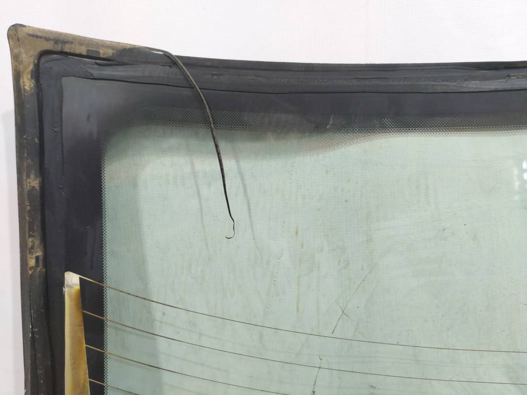 Dart Стекло заднее (сломаны усики подогрева) Dodge Dart 2013-2019 68081967AE Dodge Dart 20