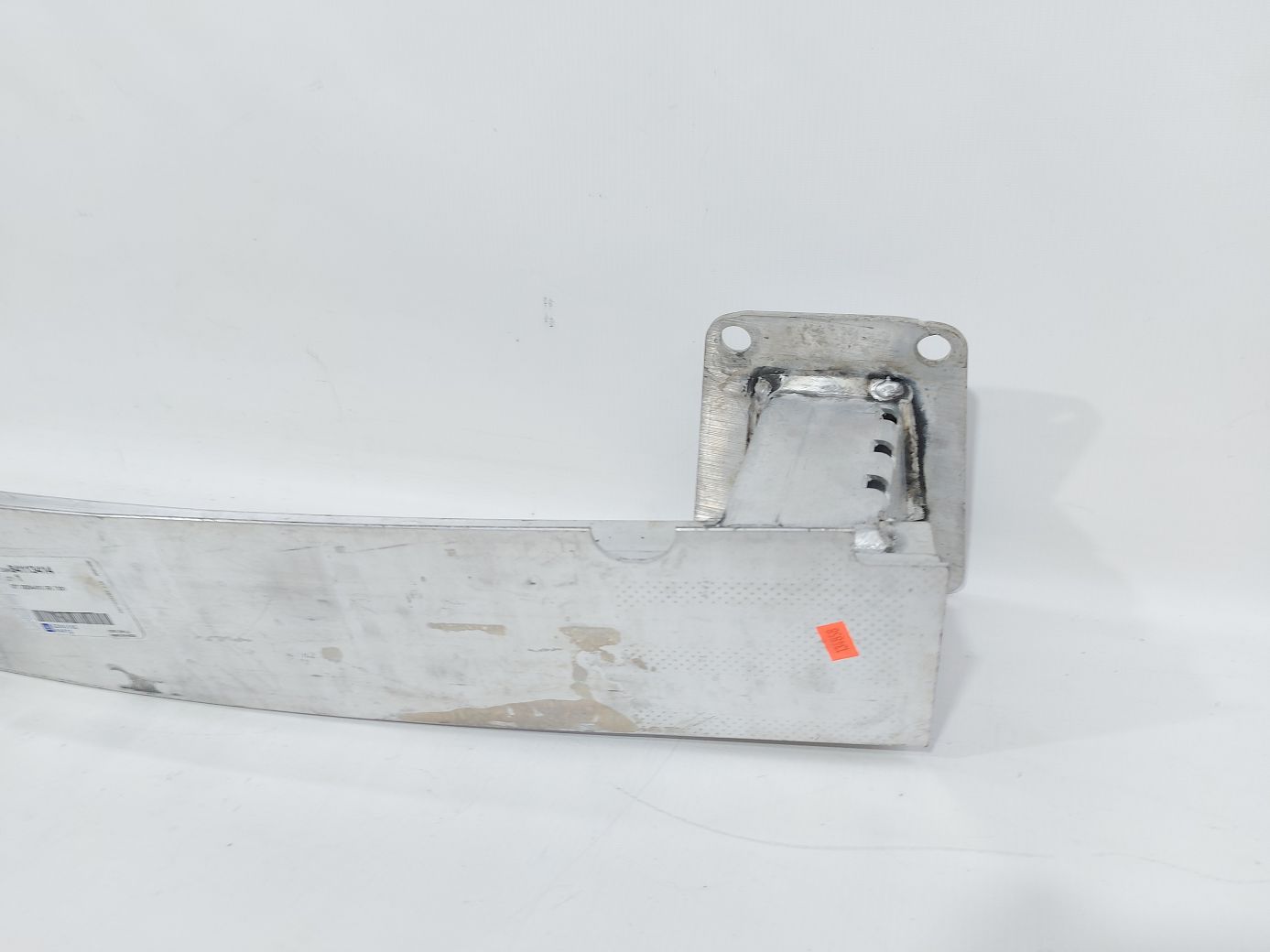 Malibu Підсилювач бампера заднього Chevrolet Malibu 2016-2021 84113414 Chevrolet Malibu 3