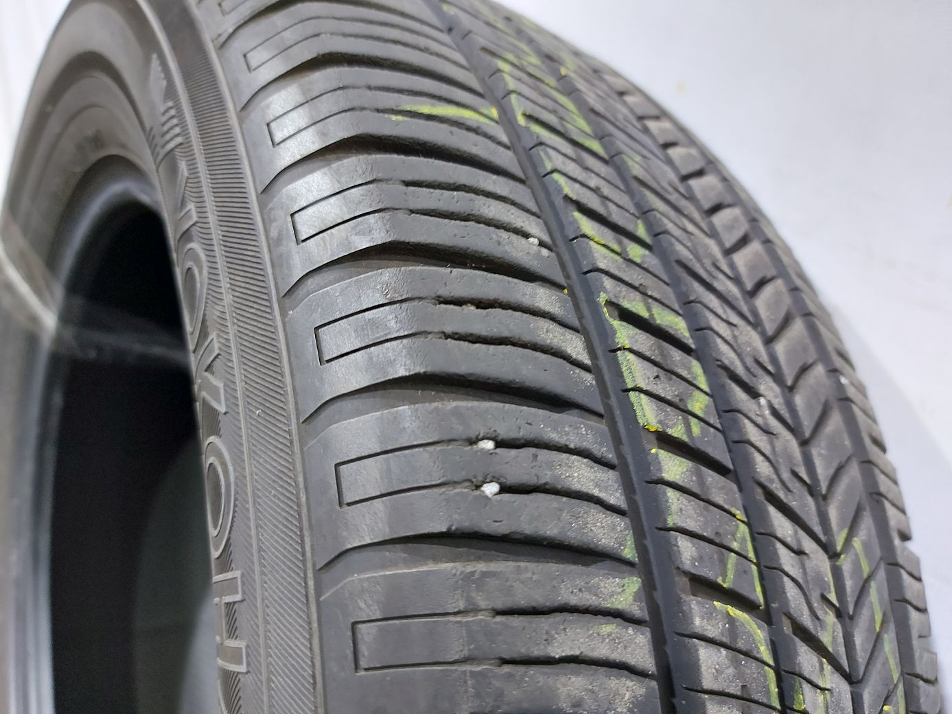  Гума Yokohama GTX 235/60R17 18